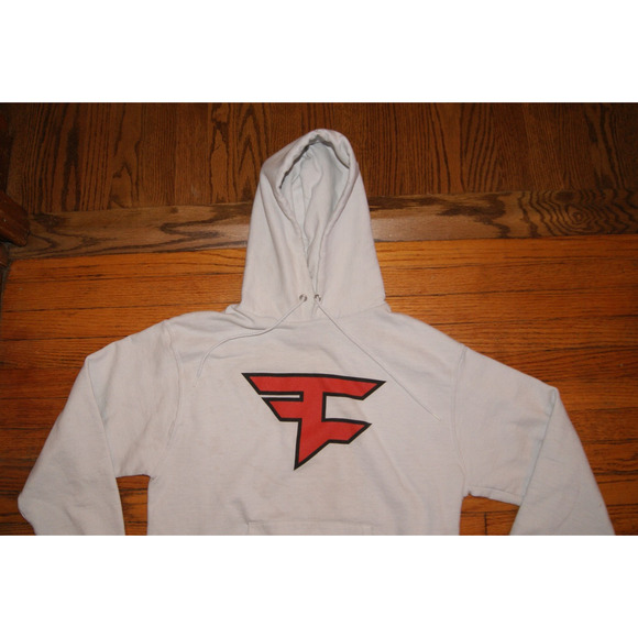 Faze Clan Champion Hoodie Pullover Mens M White Gaming Sweatshirt Orange Logo - Picture 1 of 9
